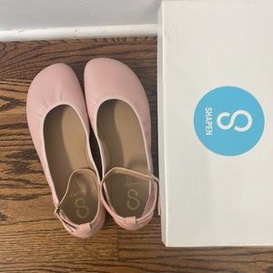 Shapen Barefoot Tulip Ballerina Flats in Rose